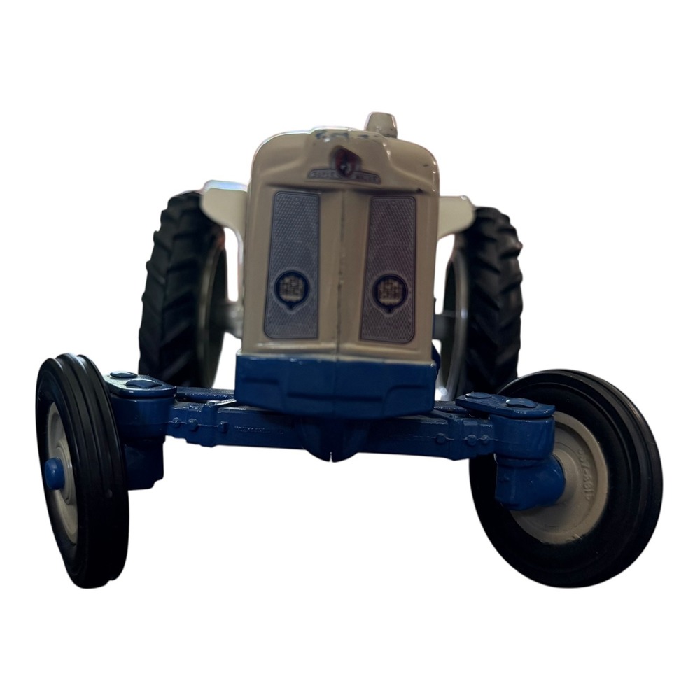 Ertl Ford 5000 Diesel Tractor 1/16 Scale Toy Blue Cream Diecast VTG Farm Good - Picture 11 of 13